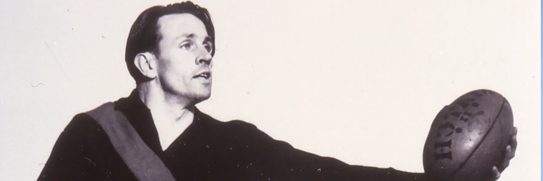 GettyImages-97189729_Dick Reynolds_PageBanner_Desktop.webp