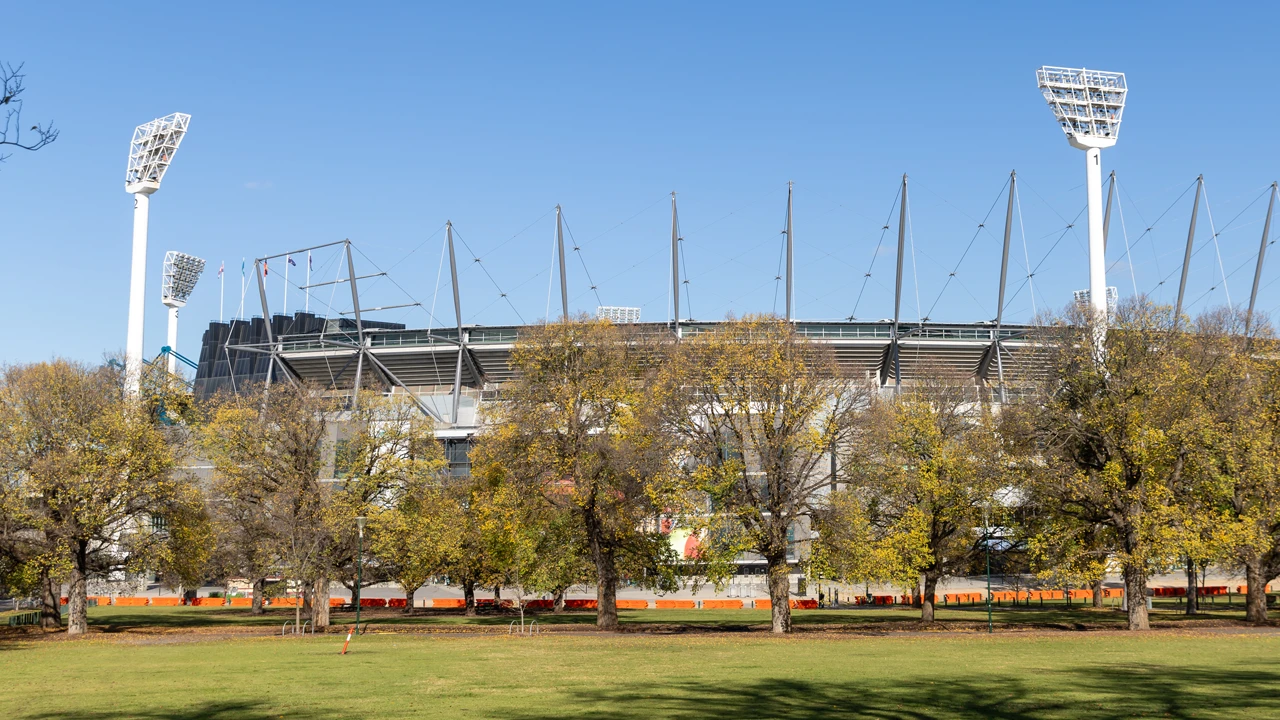 Looking at the MCG stands from Yarra Park